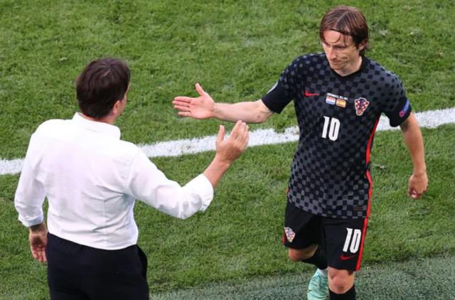 1624915001341088372.png 微信截图_20210628231628.png