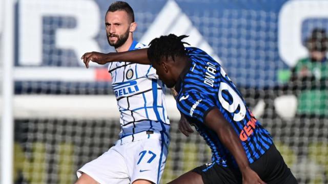 博鱼体育-“真蓝黑”德比也是锋线对决 理念碰撞决定争冠走势